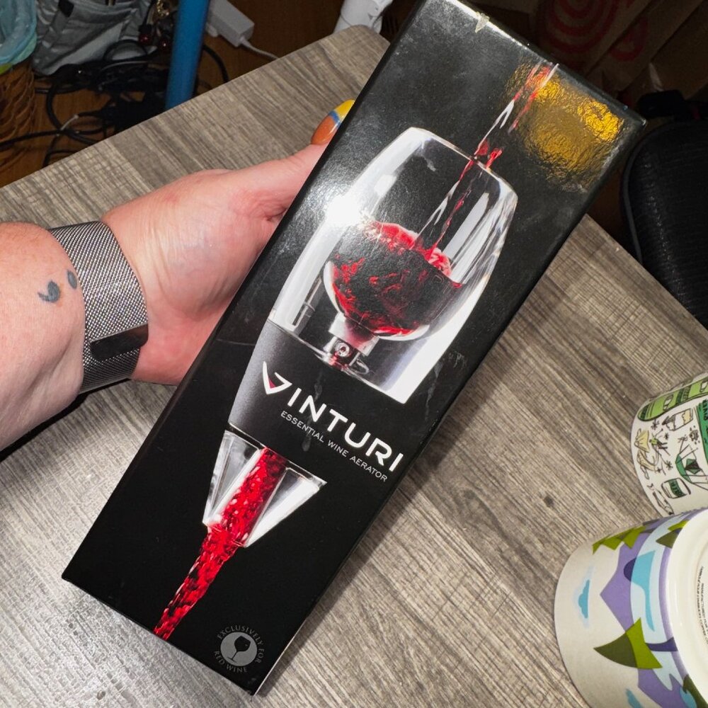 Vinturi Essential Red Wine Aerator • With Screen, Bag & Giftbox